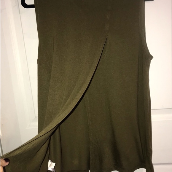 Top - Picture 3 of 3